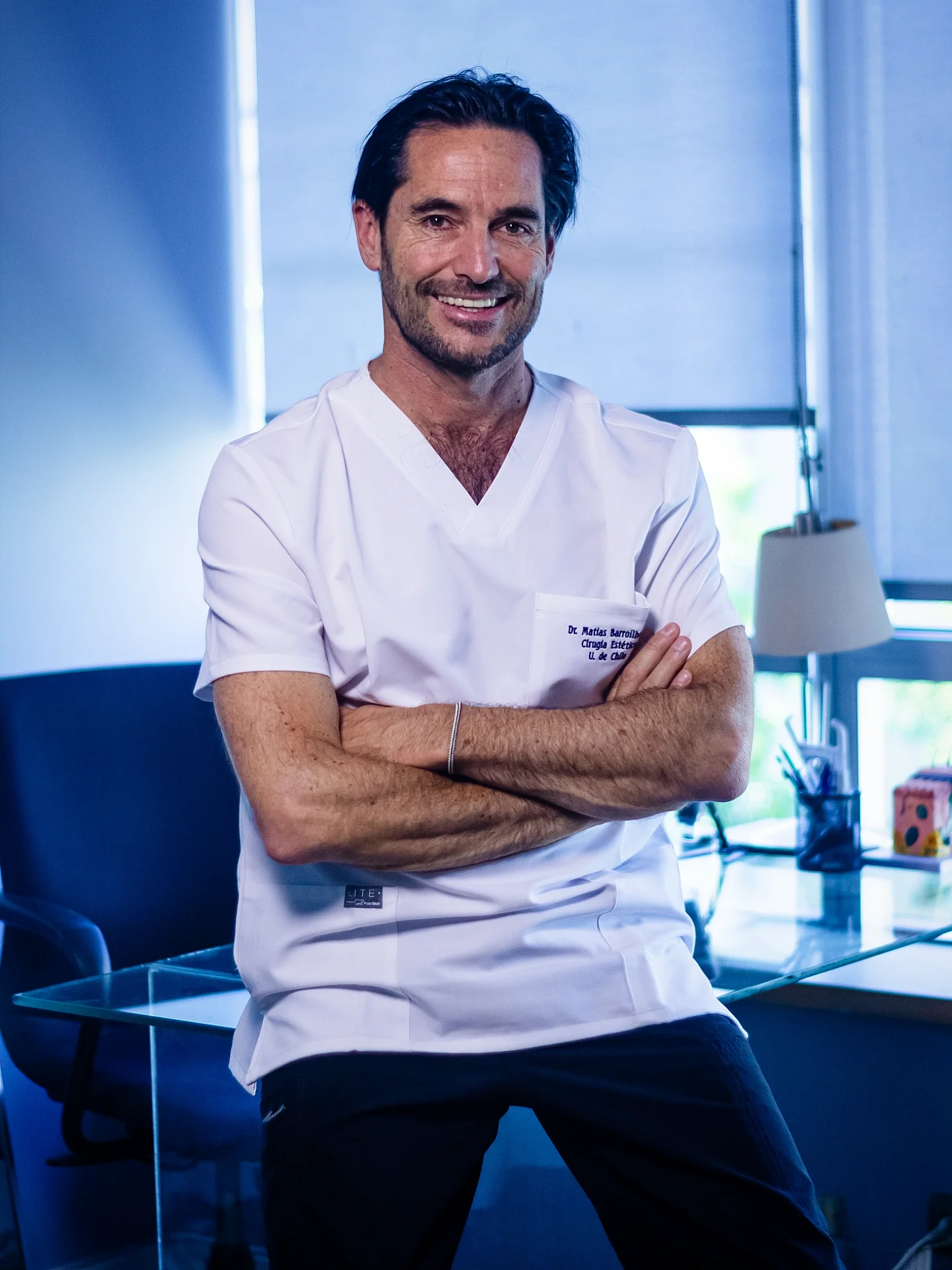Dr. Matías Barroilhet